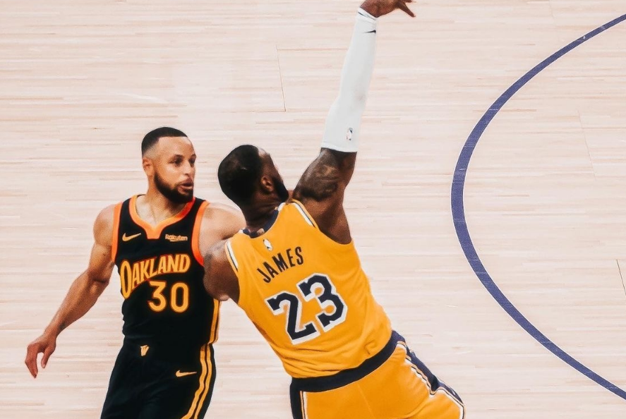  湖人险胜勇士，晋级总决赛在望  