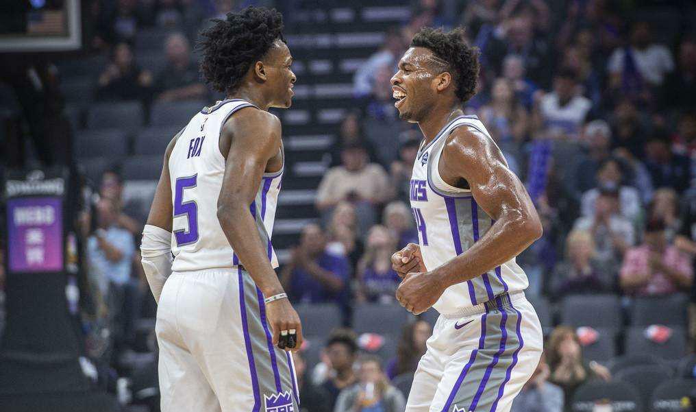  福克斯与萨博尼斯连线默契，国王击败勇士冲击季后赛席位